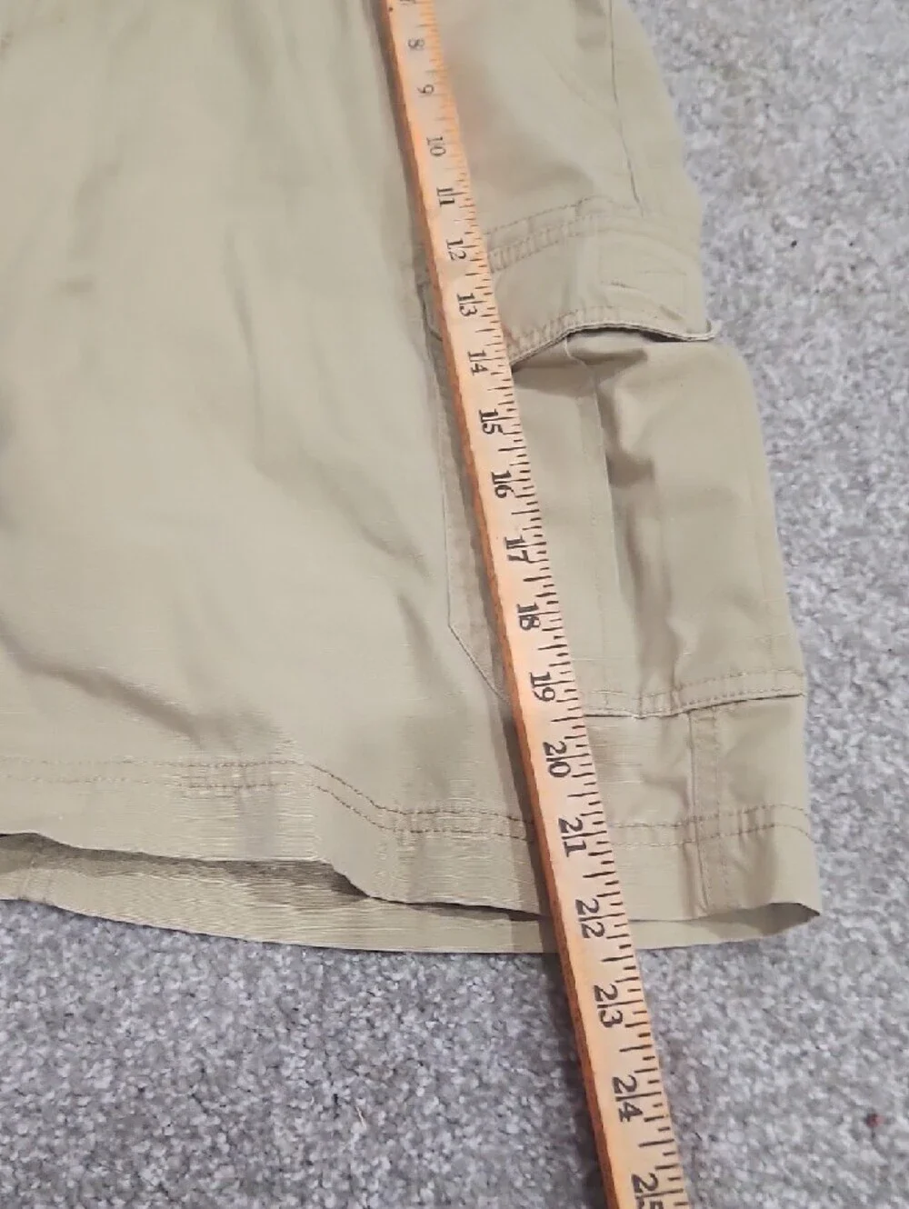 The North Face Men's Tan Cargo Shorts